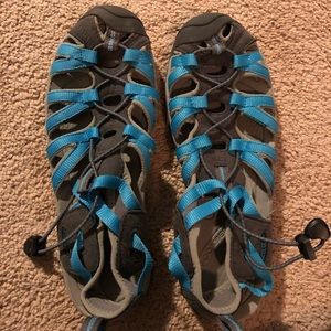 Keen blue size 10